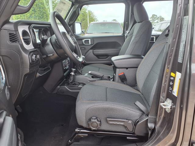 new 2026 Jeep Wrangler car, priced at $38,622