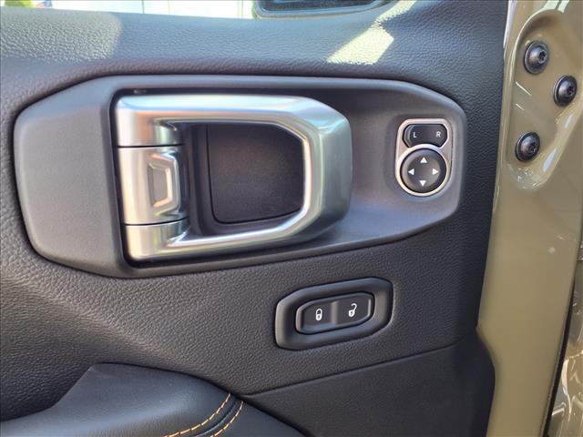 new 2026 Jeep Gladiator car, priced at $41,875