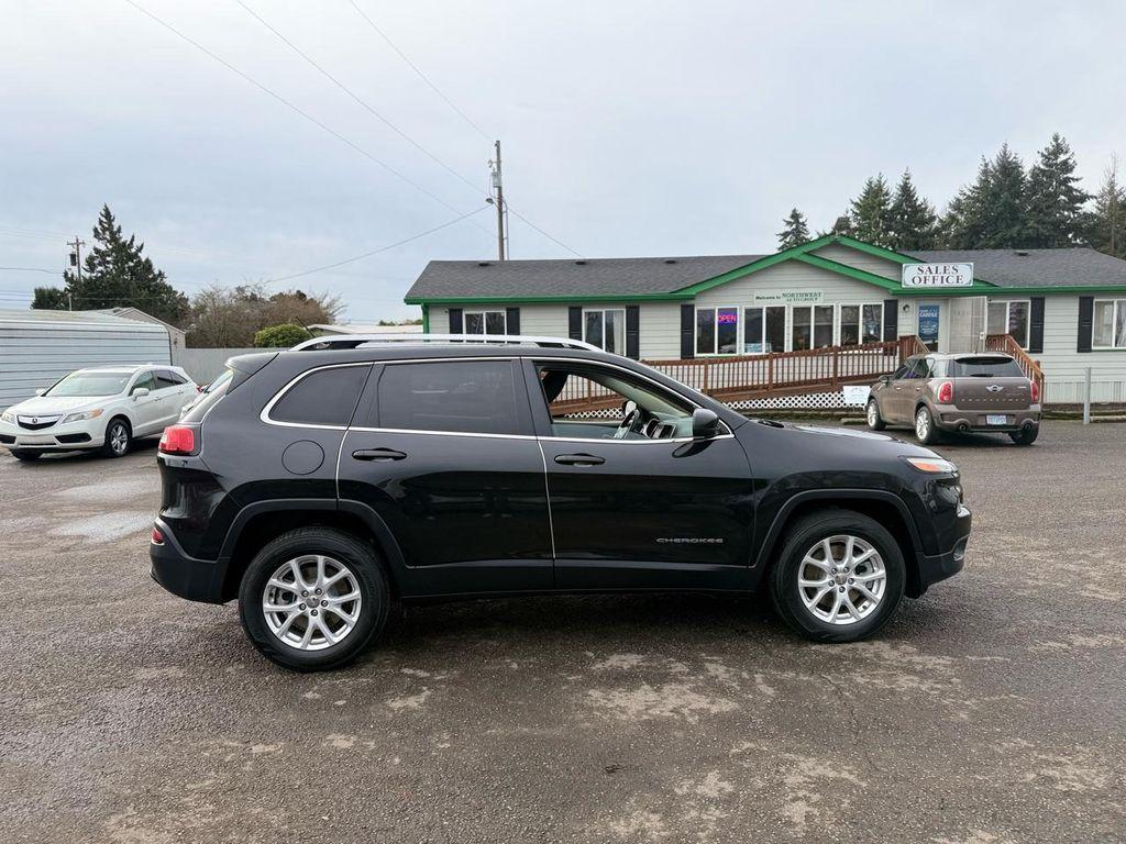 used 2016 Jeep Cherokee car, priced at $11,980