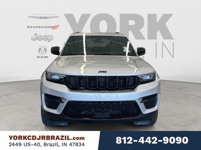new 2025 Jeep Grand Cherokee car, priced at $44,805
