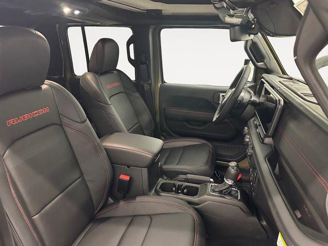 new 2026 Jeep Gladiator car, priced at $54,336