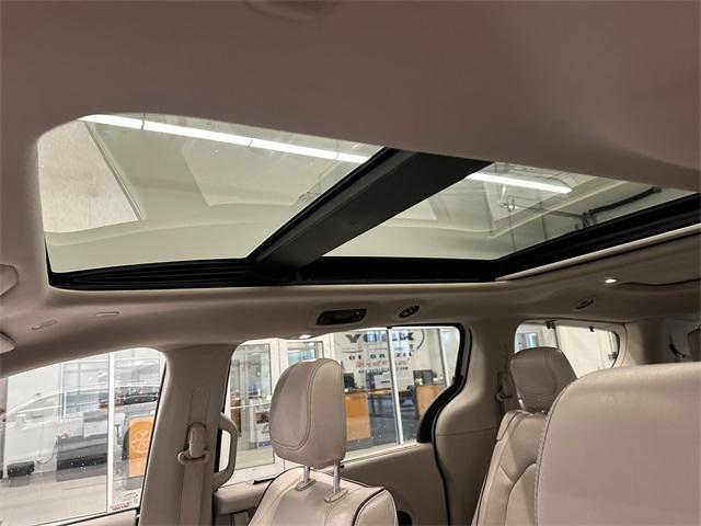 used 2020 Chrysler Pacifica car, priced at $18,167