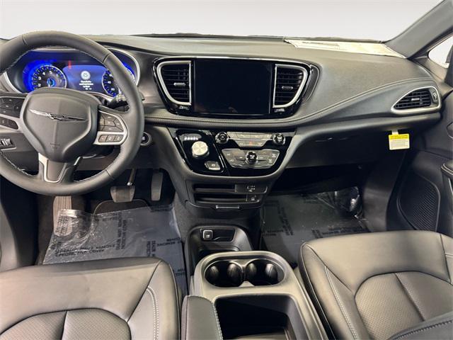 new 2026 Chrysler Pacifica car, priced at $51,178