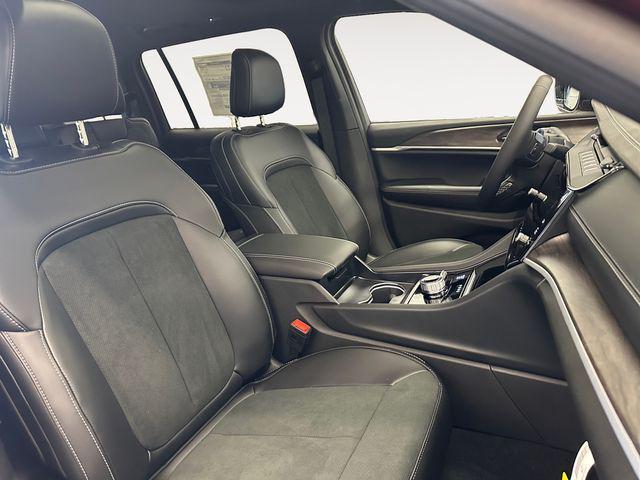 new 2026 Jeep Grand Cherokee L car, priced at $46,533