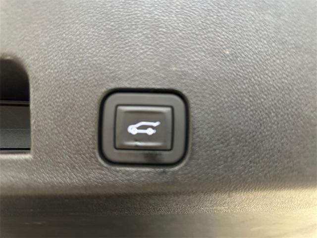 used 2025 Buick Enclave car, priced at $37,925