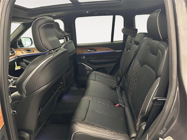 new 2025 Jeep Grand Cherokee car, priced at $61,463