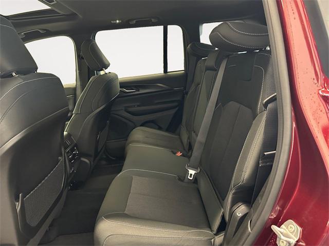 new 2026 Jeep Grand Cherokee car, priced at $44,269