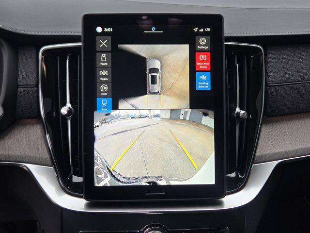 new 2026 Volvo XC90 car, priced at $75,955