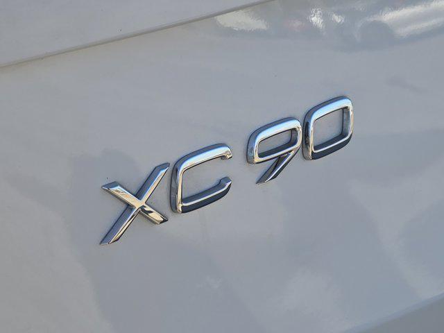 used 2023 Volvo XC90 Recharge Plug-In Hybrid car, priced at $44,298