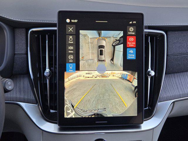 new 2026 Volvo XC90 car, priced at $75,575