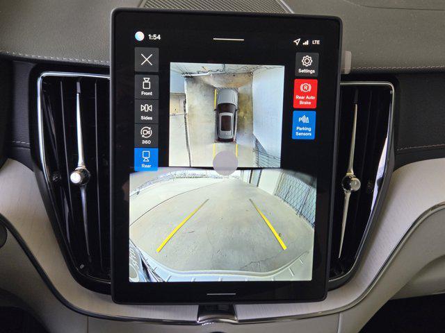 new 2026 Volvo XC60 car, priced at $63,935