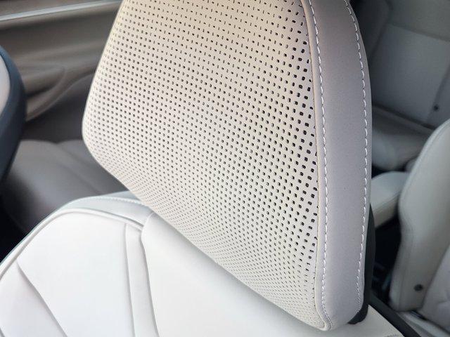 new 2025 Volvo EX90 car, priced at $95,140