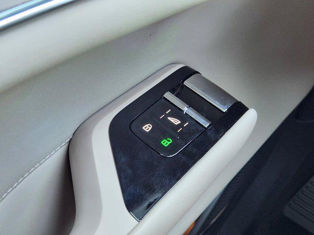 new 2025 Volvo EX90 car, priced at $95,140