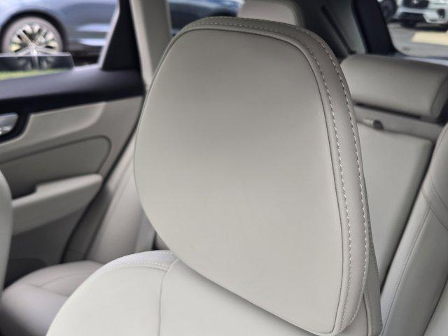 new 2026 Volvo XC60 car, priced at $63,935