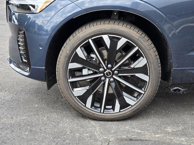 new 2026 Volvo XC60 car, priced at $63,935