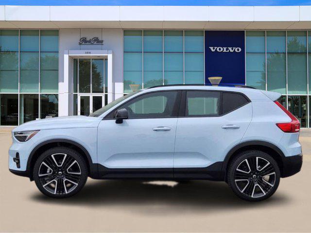 used 2025 Volvo XC40 car, priced at $40,462