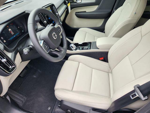 used 2025 Volvo XC40 car, priced at $40,462