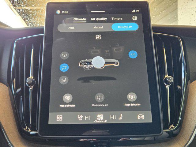 new 2026 Volvo XC60 Plug-In Hybrid car, priced at $69,405