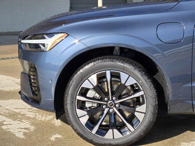 new 2026 Volvo XC60 Plug-In Hybrid car, priced at $69,405