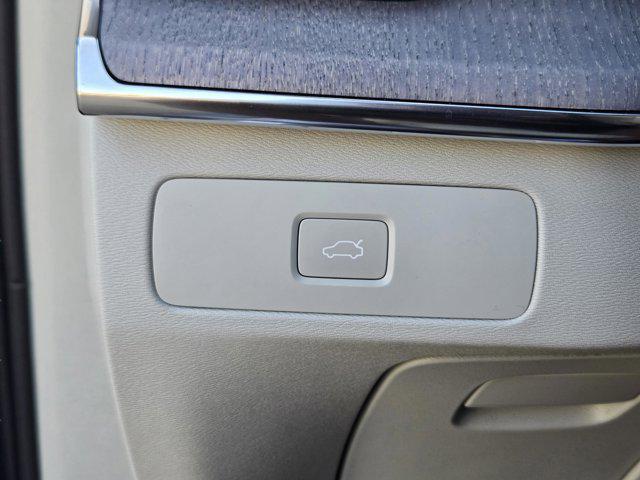 new 2026 Volvo XC90 car, priced at $75,155