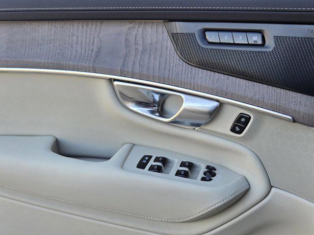 new 2026 Volvo XC90 car, priced at $75,155