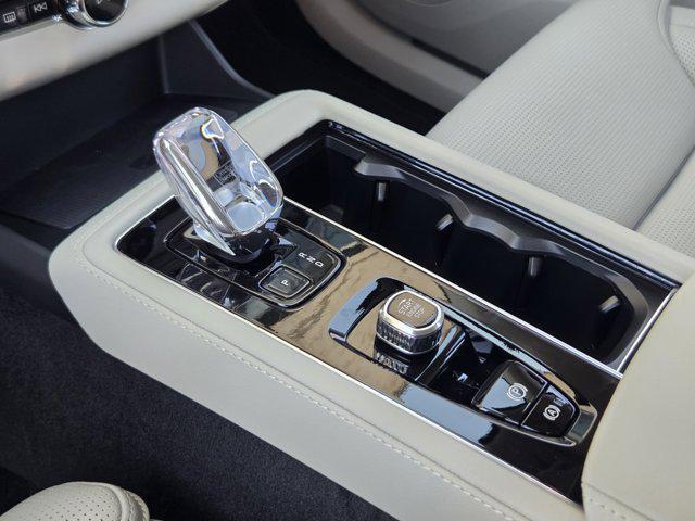 new 2026 Volvo XC90 car, priced at $75,155