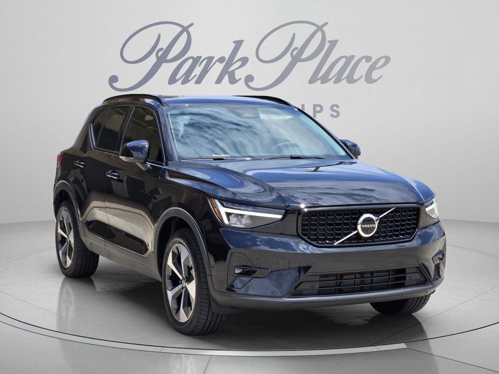 new 2026 Volvo XC40 car