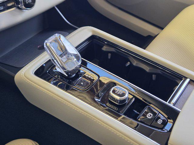 new 2026 Volvo XC90 car, priced at $75,575