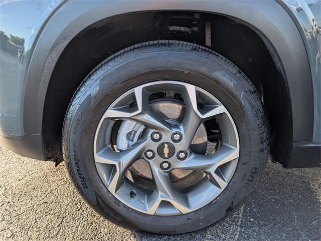 used 2025 Chevrolet Trax car, priced at $22,891