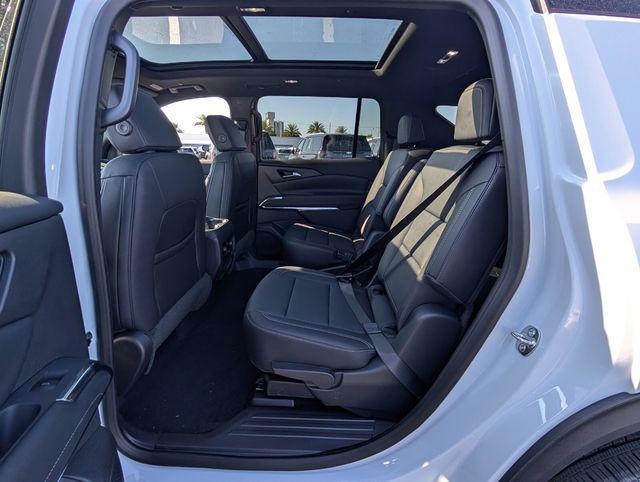 new 2026 Chevrolet Traverse car, priced at $43,210