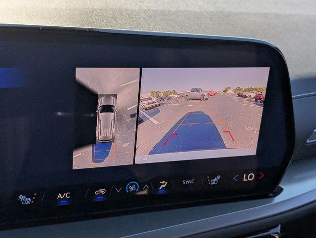 new 2026 Chevrolet Traverse car, priced at $43,210