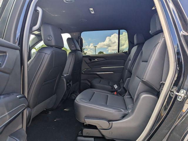 new 2026 Chevrolet Traverse car, priced at $39,920