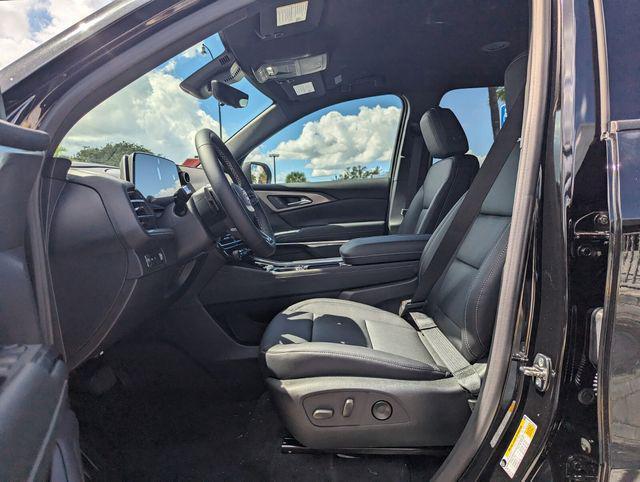 new 2026 Chevrolet Traverse car, priced at $39,920