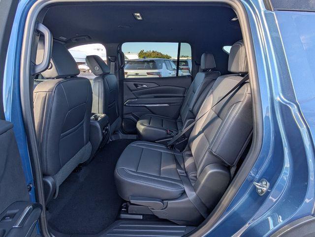 new 2026 Chevrolet Traverse car, priced at $43,379