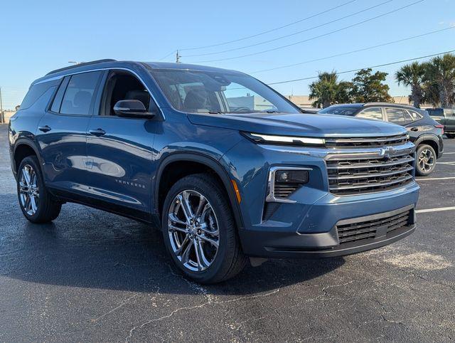 new 2026 Chevrolet Traverse car, priced at $43,379