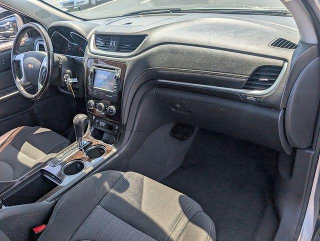 used 2015 Chevrolet Traverse car, priced at $9,842