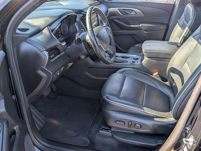 used 2023 Chevrolet Traverse car, priced at $34,492