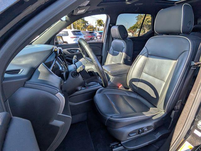 used 2023 Chevrolet Traverse car, priced at $34,492