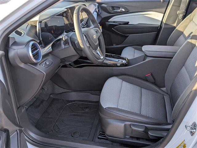 new 2025 Chevrolet Trax car, priced at $22,000