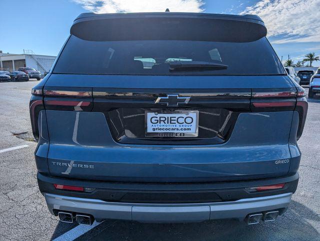 new 2026 Chevrolet Traverse car, priced at $39,215