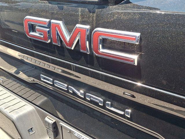 used 2023 GMC Sierra 1500 car, priced at $52,877