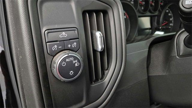 new 2024 Chevrolet Silverado 1500 car, priced at $42,010
