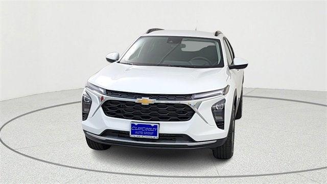 new 2026 Chevrolet Trax car, priced at $25,665