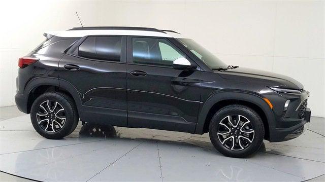 used 2024 Chevrolet TrailBlazer car, priced at $23,799