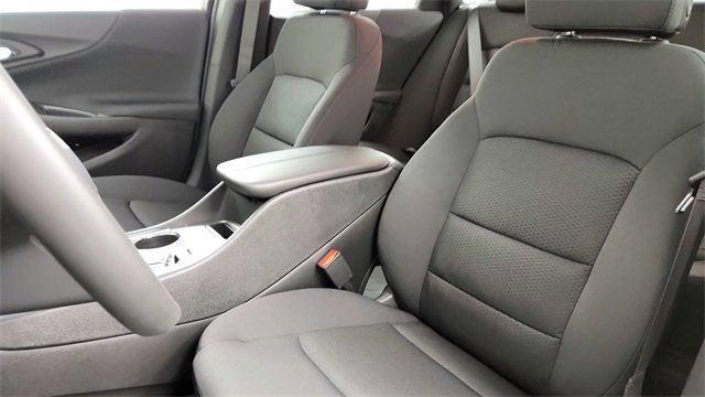 new 2024 Chevrolet Malibu car, priced at $26,065