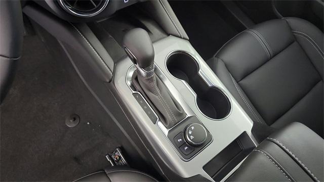 new 2025 Chevrolet Blazer car, priced at $40,018