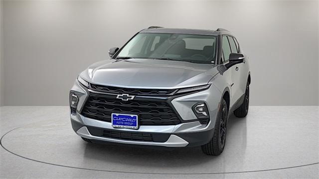 new 2025 Chevrolet Blazer car, priced at $40,018