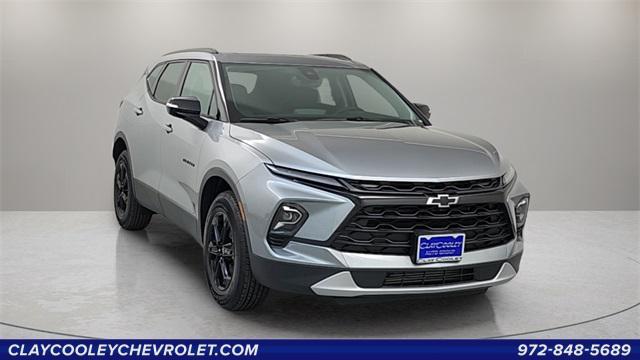 new 2025 Chevrolet Blazer car, priced at $40,018