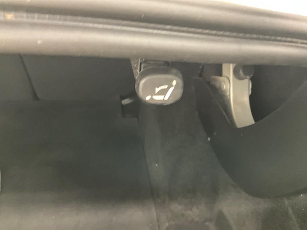 used 2025 Mazda Mazda3 car, priced at $21,668