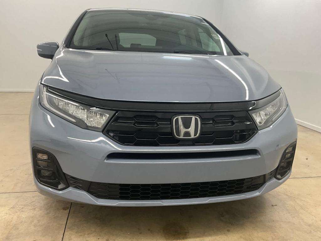 new 2026 Honda Odyssey car, priced at $50,997